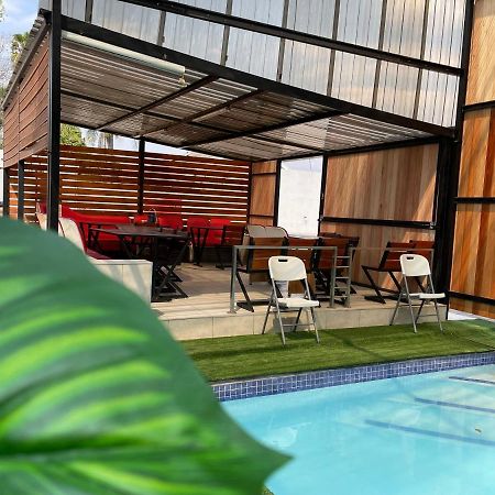 El Infinito Lifestyle Hotel Kempton Park Eksteriør billede