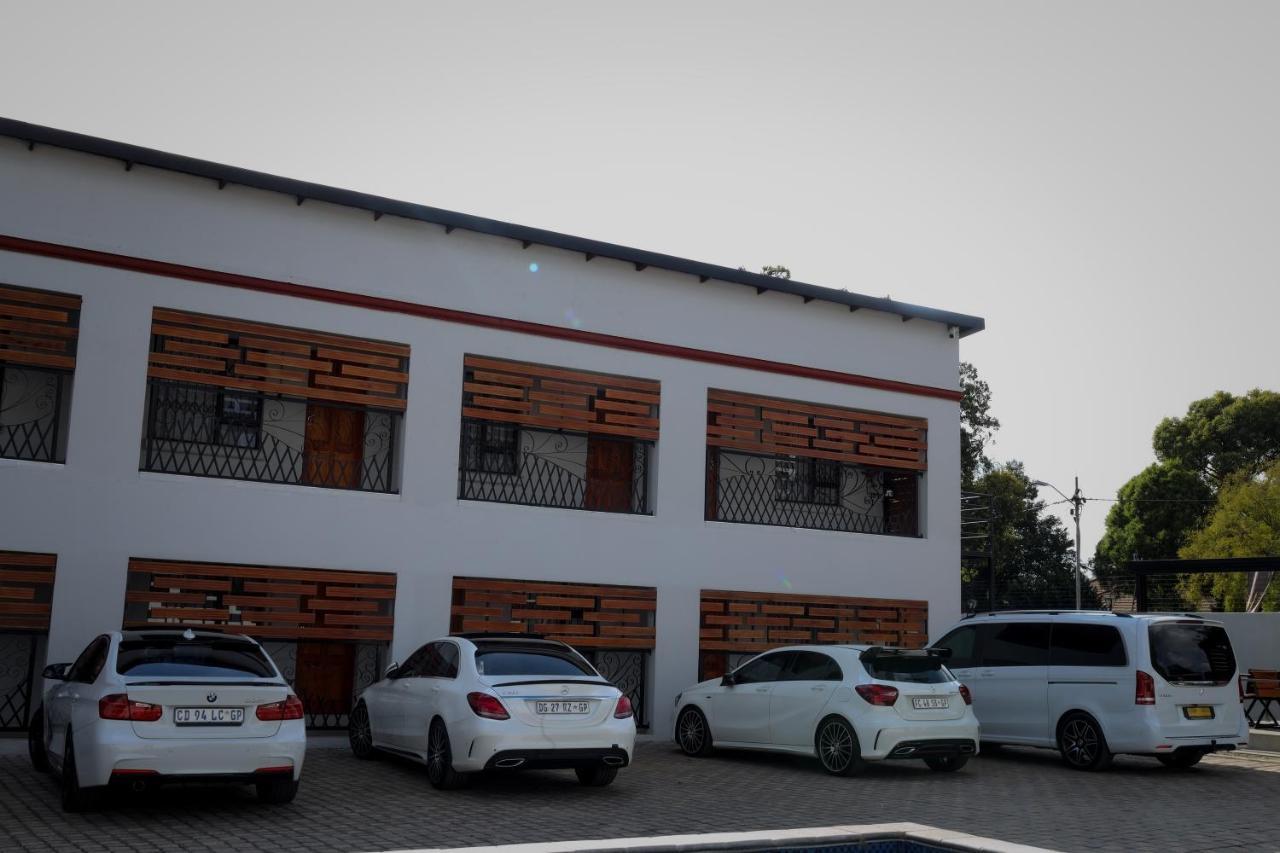 El Infinito Lifestyle Hotel Kempton Park Eksteriør billede