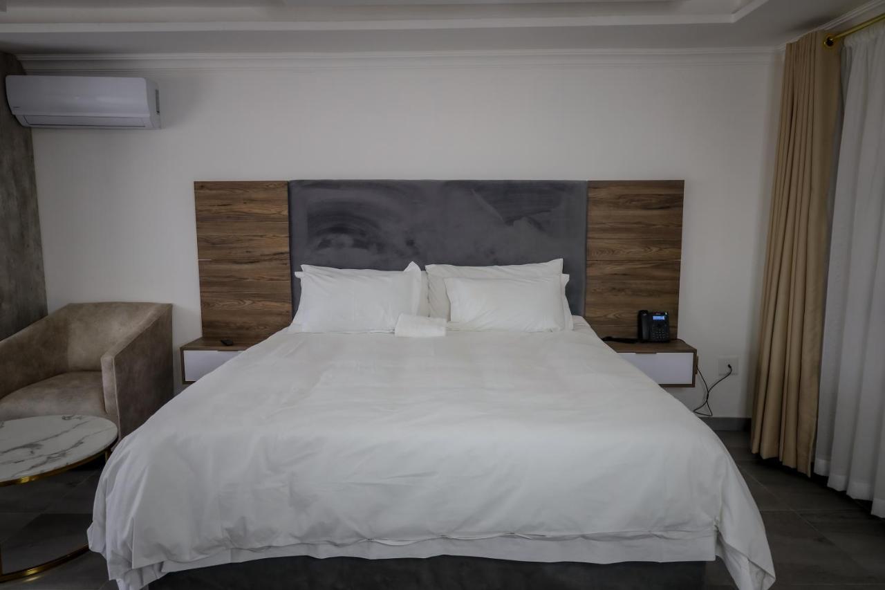 El Infinito Lifestyle Hotel Kempton Park Eksteriør billede