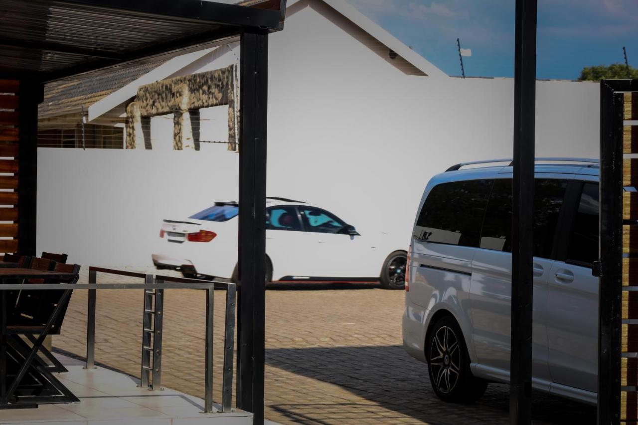 El Infinito Lifestyle Hotel Kempton Park Eksteriør billede