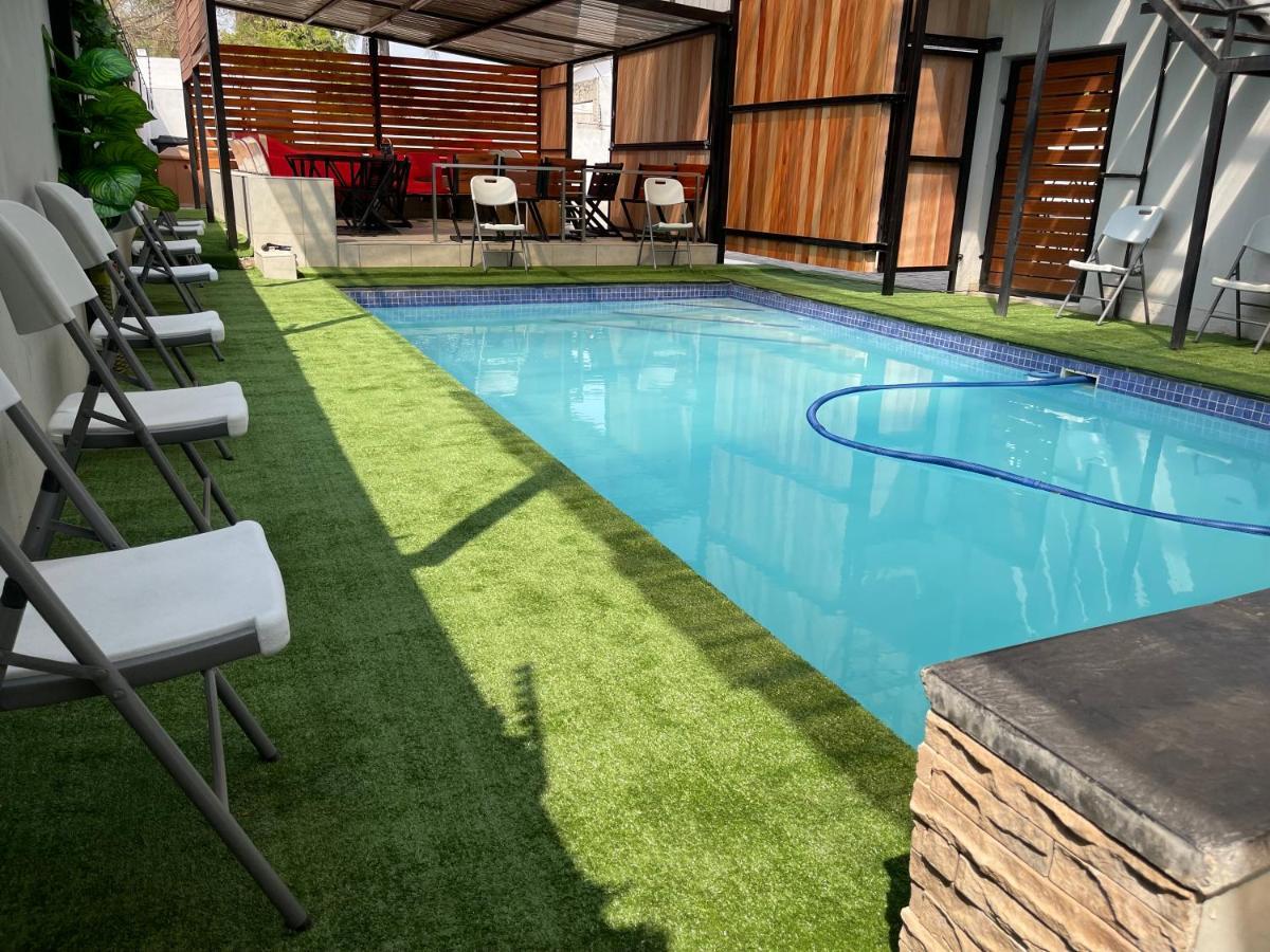 El Infinito Lifestyle Hotel Kempton Park Eksteriør billede